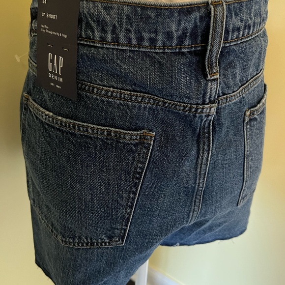 GAP 34 Denim Jean Indigo Cut Offs Dark Wash 3 inch Shorts NWT - Picture 5 of 11